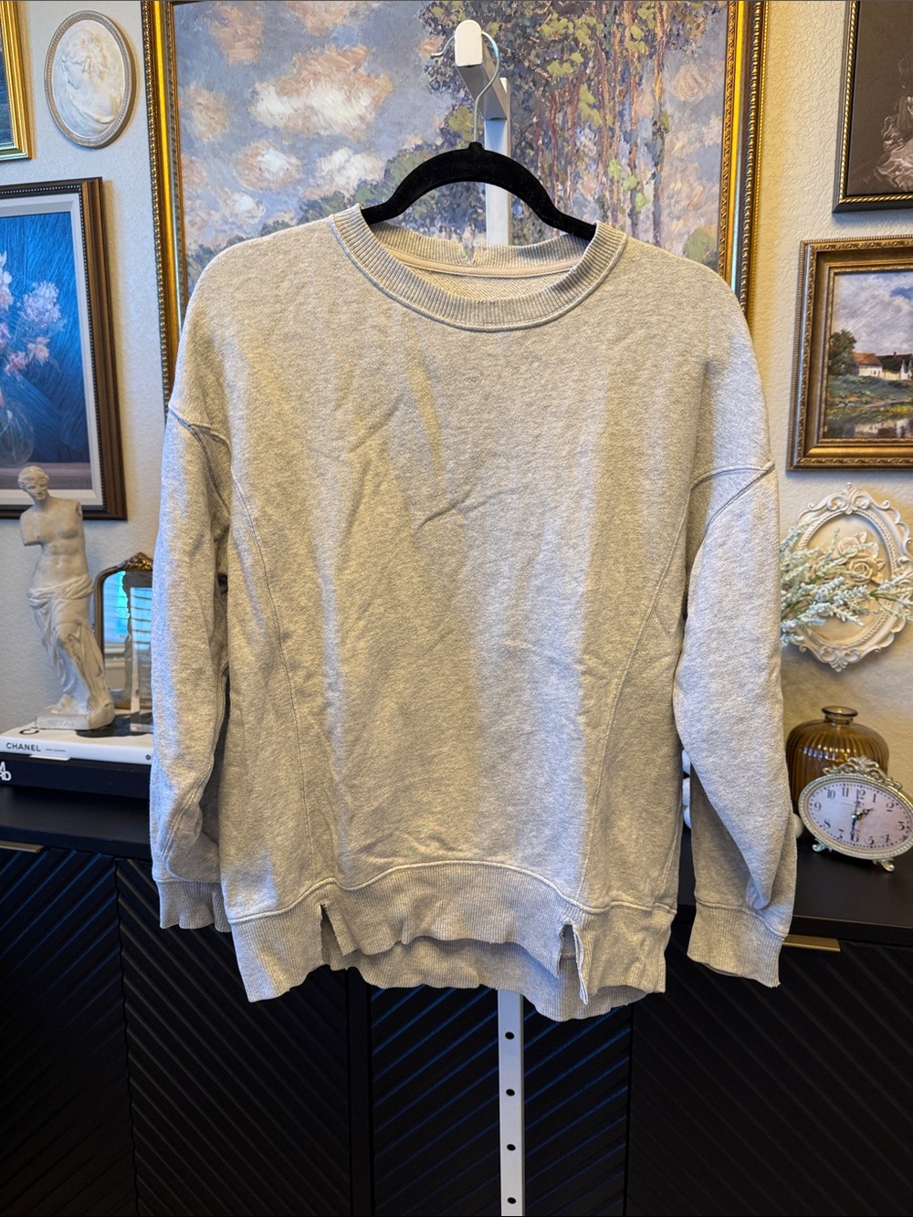 aerie Men's Crewneck Sweatshirt - Light Gray